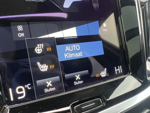 Volvo  V60 T6 Plug-in hybrid AWD Plus Dark | Panoramadak | Stoel en stuurwielverwarming | Long Range | Camer... ActivLease financial lease