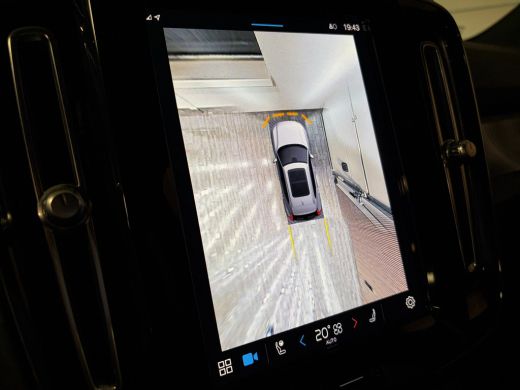 Volvo  XC40 Recharge Ultimate 70 kWh | Vol! | Schuifdak | 360&deg; Camera | All Season banden | Harman Kardon | A... ActivLease financial lease