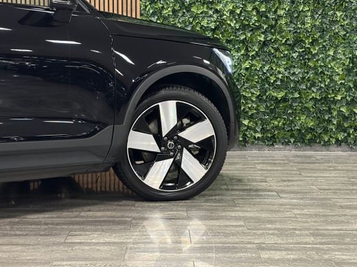 Volvo  XC40 Recharge Ultimate 70 kWh | Vol! | Schuifdak | 360&deg; Camera | All Season banden | Harman Kardon | A... ActivLease financial lease