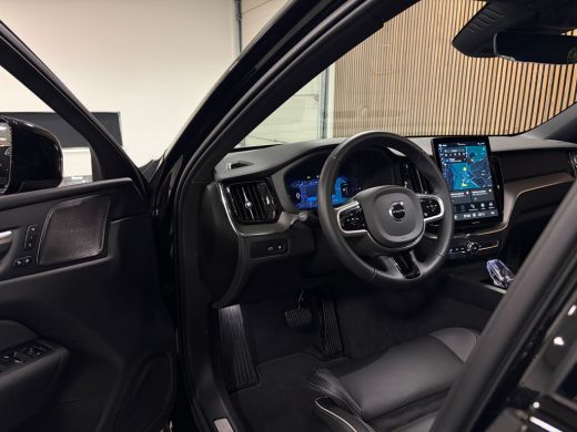 Volvo  XC60 T6 AWD Recharge Ultra Black Edition | MY26 | Luchtvering | Trekhaak | 360 Camera | Head-Up Displa... ActivLease financial lease