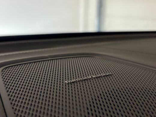 Volvo  XC60 T6 AWD Recharge Ultra Black Edition | MY26 | Luchtvering | Trekhaak | 360 Camera | Head-Up Displa... ActivLease financial lease