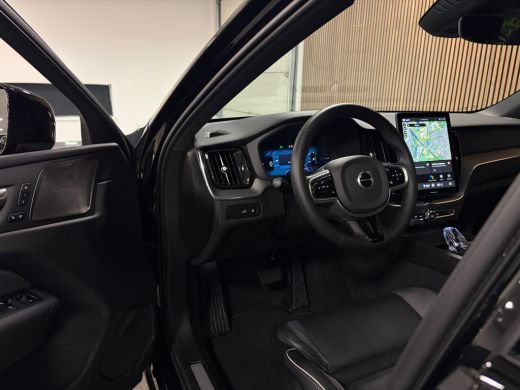 Volvo  XC60 T6 AWD Recharge Ultra Black Edition | MY26 | Luchtvering | Trekhaak | 360 Camera | Head-Up Displa... ActivLease financial lease