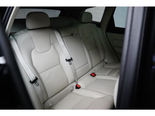 Volvo  XC60 T6 Recharge AWD Ultra Dark | Luchtvering | Bowers & Wilkins | Head-Up | 21" | Leder | 360&deg; Camera... ActivLease financial lease