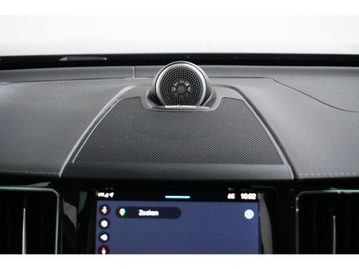 Volvo  XC60 T6 Recharge AWD Ultra Dark | Luchtvering | Bowers & Wilkins | Head-Up | 21" | Leder | 360&deg; Camera... ActivLease financial lease