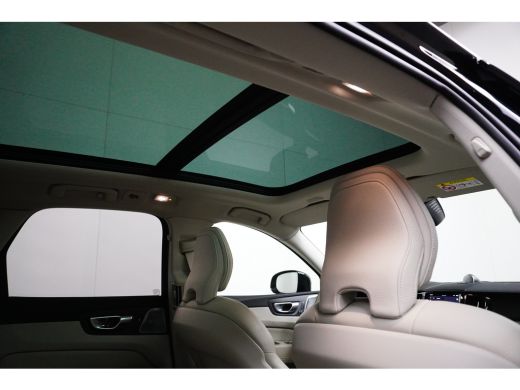 Volvo  XC60 T6 Recharge AWD Ultra Dark | Luchtvering | Bowers & Wilkins | Head-Up | 21" | Leder | 360&deg; Camera... ActivLease financial lease