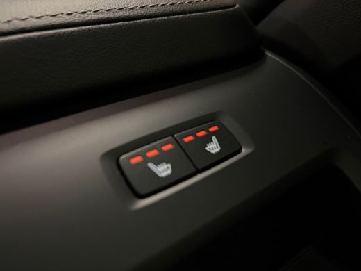 Volvo  XC60 T8 AWD Recharge Ultra Black Edition | Luchtvering | Trekhaak | Head-Up Display | 455pk | Harman K... ActivLease financial lease