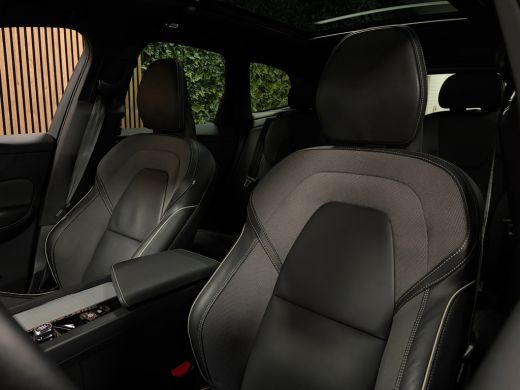 Volvo  XC60 T8 AWD Recharge Ultra Black Edition | Luchtvering | Trekhaak | Head-Up Display | 455pk | Harman K... ActivLease financial lease