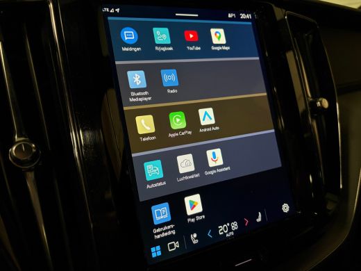 Volvo  XC60 T8 AWD Recharge Ultra Black Edition | Luchtvering | Trekhaak | Head-Up Display | 455pk | Harman K... ActivLease financial lease