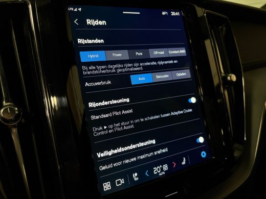 Volvo  XC60 T8 AWD Recharge Ultra Black Edition | Luchtvering | Trekhaak | Head-Up Display | 455pk | Harman K... ActivLease financial lease