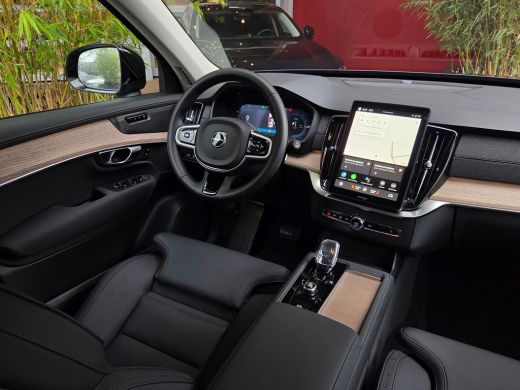 Volvo  XC90 2.0 T8 Recharge Plug-In Hybrid AWD Dark | Luchtvering | Harman/Kardon | Panoramadak | Memory | Tr... ActivLease financial lease