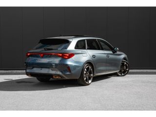 CUPRA Leon Sportstourer 1.5 TSI e-Hybrid Business | Panoramadak | Achteruitrijcamera | Dodehoekdetectie | Adaptive cruise...