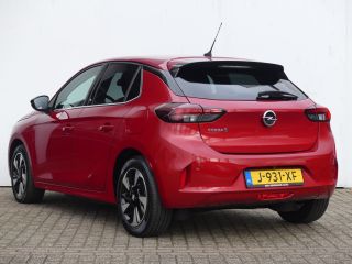 Opel Corsa-e Elegance 50 kWh | SOH 92% | ADAPTIVE CRUISE | DODEHOEKDETECTIE | STOEL+STUURVERWARMING | APPLE CA...