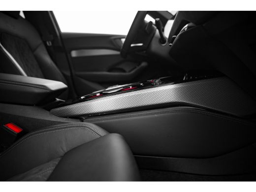 Audi A5 Avant 2.0 e-hybrid quattro S edition Competition | Panoramadak | Trekhaak | S-Sportstoel | ActivLease financial lease