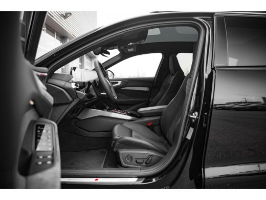 Audi A5 Avant 2.0 e-hybrid quattro S edition Competition | Panoramadak | Trekhaak | S-Sportstoel | ActivLease financial lease