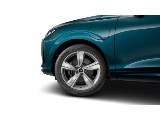 Audi Q3 S edition | Adaptive cruise control | Audi sound system | Climate pakket plus ActivLease financial lease