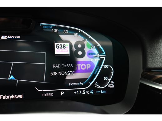 BMW 5 Serie Touring 530e 292pk M-Sport Pano ACC Trekh Comf-seat 360 HUD Laser 4wielbest ActivLease financial lease