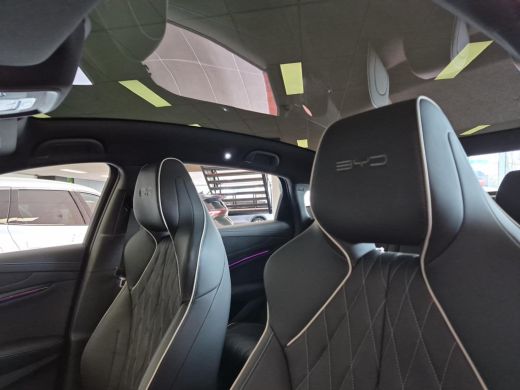 BYD SEAL Business RWD 61.4 kWh | Actie Model !!! | Ficalewaarde  &euro; 37.790 | WLTP 460 KM Actieradius | ActivLease financial lease