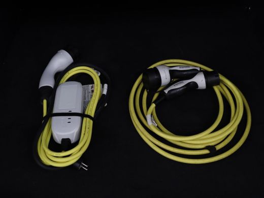 CUPRA Leon 1.4 e-Hybrid VZ Business | 245pk | Origineel NL | Trekhaak | Stuurverwarming |  Carplay | Adaptiv... ActivLease financial lease