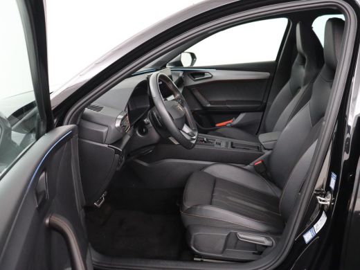 CUPRA Leon 1.4 e-Hybrid VZ Business | 245pk | Origineel NL | Trekhaak | Stuurverwarming |  Carplay | Adaptiv... ActivLease financial lease