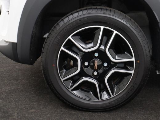 Dacia Spring Extreme 27 kWh | Leder | Carplay | Camera | Airco | Navigatie | Parkeerhulp | Speedlimiter | Blue... ActivLease financial lease