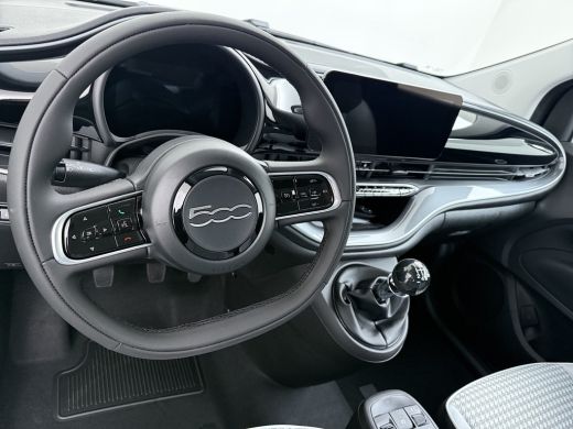 Fiat 500 Torino | 10,25" touchscreen radio met Bluetooth, DAB & USB | Automatische airconditioning | Cruis... ActivLease financial lease