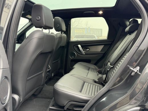 Land Rover Discovery Sport P270e PHEV Dynamic Edition | Pano | 20 Inch | 360gr Camera | Black Pack | Meridian Surround | Col... ActivLease financial lease