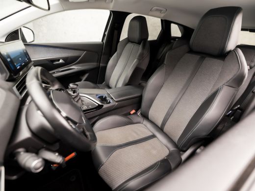 Peugeot 3008 1.2 PureTech Allure Sport (FACELIFT, APPLE CARPLAY, GROOT NAVI, LEDER, 360 CAMERA, SPORTSTOELEN, ... ActivLease financial lease