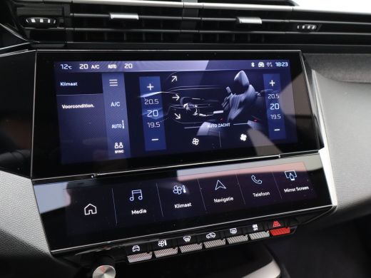 Peugeot e-308 Allure EV 54 kWh | 11 kW lader | Achteruitrijcamera | Airco separaat achter ActivLease financial lease