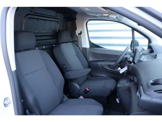 Peugeot e-Partner 50KWH 136PK L2H1 AUTOMAAT / NAVI / AIRCO / LED / PDC / CAMERA / DAB+ / BLUETOOTH / CRUISECONTROL ... ActivLease financial lease