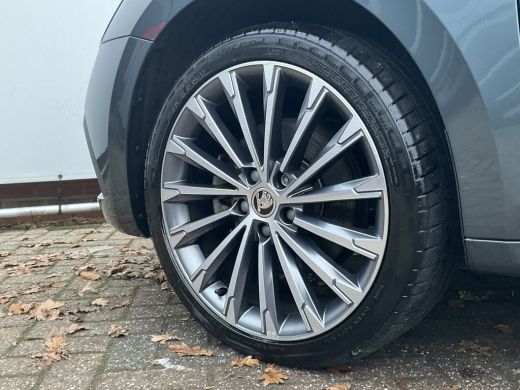 Skoda Octavia 1.4 TSI iV 259pk PHEV Carplay Cam Stoelverw. Business Edition Plus Plug-in ActivLease financial lease