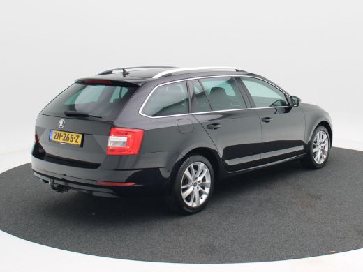Skoda Octavia Combi 1.0 TSi 115 Pk Automaat Ambition Business | Trekhaak | Navigatie | CarPlay | Stoelverwarmin... ActivLease financial lease