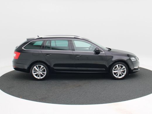 Skoda Octavia Combi 1.0 TSi 115 Pk Automaat Ambition Business | Trekhaak | Navigatie | CarPlay | Stoelverwarmin... ActivLease financial lease