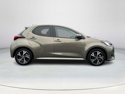 Toyota Yaris 1.5 Hybrid 115 Dynamic Limited (Comfort Pack) ActivLease financial lease