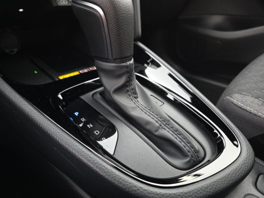 Toyota Yaris Cross 1.5 Hybrid 130 Dynamic | Apple CarPlay | Blindspot | Parkeersensoren | Rijklaar incl. garantie | ActivLease financial lease