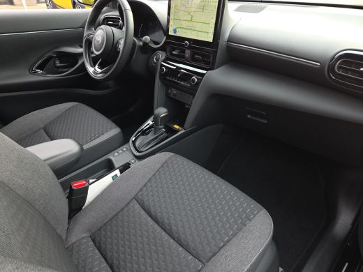 Toyota Yaris Cross 1.5 Hybrid 130 Dynamic | Apple CarPlay | Blindspot | Parkeersensoren | Rijklaar incl. garantie | ActivLease financial lease