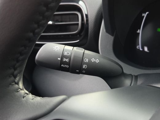 Toyota Yaris Cross 1.5 Hybrid 130 Dynamic | Apple CarPlay | Blindspot | Parkeersensoren | Rijklaar incl. garantie | ActivLease financial lease