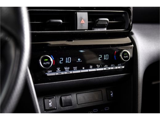 Toyota Yaris Cross 1.5 Hybrid 130 GR Sport | Adapt.Cruise | Head-up | 360 Camera | Stoel+Stuurverw. | Dig.Cockpit | ... ActivLease financial lease