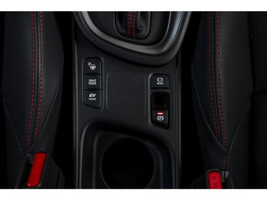 Toyota Yaris Cross 1.5 Hybrid 130 GR Sport | Adapt.Cruise | Head-up | 360 Camera | Stoel+Stuurverw. | Dig.Cockpit | ... ActivLease financial lease