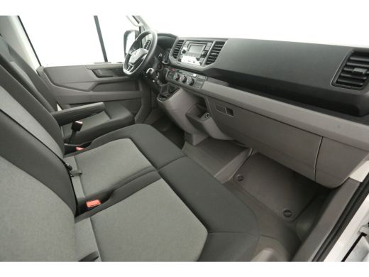 Volkswagen Crafter 35 2.0 TDI L3H2 | 140PK | Airco | 3 Zits | Parkeersensoren ActivLease financial lease