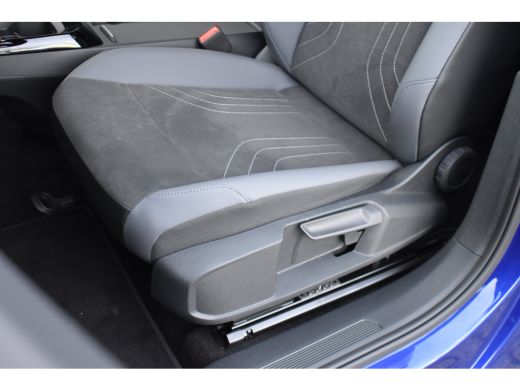 Volkswagen ID.4 Limited Edition | 'App-Connect' draadloze smartphone integratie | Achterbank in ongelijke delen n... ActivLease financial lease