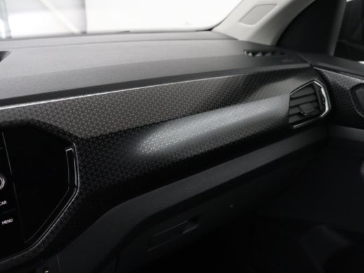 Volkswagen T-Cross 1.0 TSI Style | Automaat | Stoelverwarming | Camera | Virtual Cockpit | Trekhaak | Navigatie | Ad... ActivLease financial lease