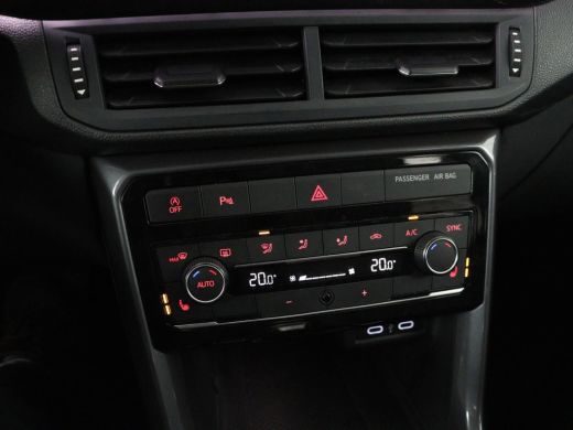 Volkswagen T-Cross 1.0 TSI Style | Automaat | Stoelverwarming | Camera | Virtual Cockpit | Trekhaak | Navigatie | Ad... ActivLease financial lease