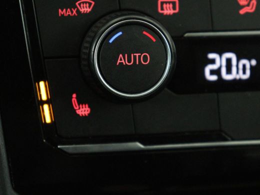 Volkswagen T-Cross 1.0 TSI Style | Automaat | Stoelverwarming | Camera | Virtual Cockpit | Trekhaak | Navigatie | Ad... ActivLease financial lease