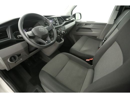 Volkswagen Transporter 2.0 TDI 150PK L2H1 | Ascot Grey | Airco | 3 Zits | Elektrpakket ActivLease financial lease