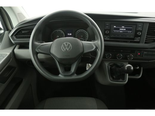 Volkswagen Transporter 2.0 TDI 150PK L2H1 | Ascot Grey | Airco | 3 Zits | Elektrpakket ActivLease financial lease