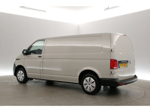 Volkswagen Transporter 2.0 TDI 150PK L2H1 | Ascot Grey | Airco | 3 Zits | Elektrpakket ActivLease financial lease