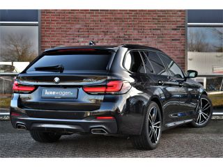 BMW 5 Serie Touring 530e 292pk M-Sport Pano ACC 360 HUD Laser 4wielbest Comf-stoel