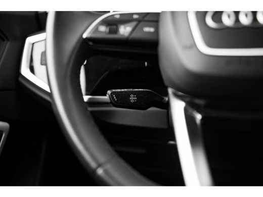 Audi Q3 35 TFSI Pro Line | Apple Carplay/Android Auto|telefoonintegratie premium | Metaalkleur | Voorstoe... ActivLease financial lease