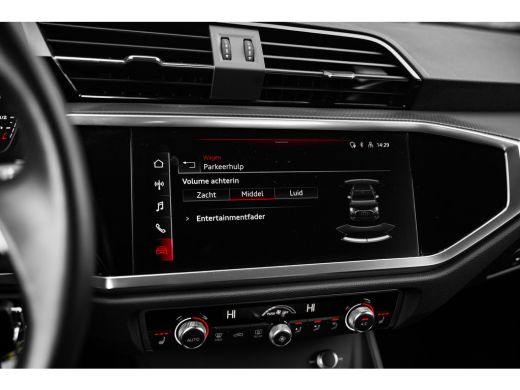 Audi Q3 35 TFSI Pro Line | Apple Carplay/Android Auto|telefoonintegratie premium | Metaalkleur | Voorstoe... ActivLease financial lease