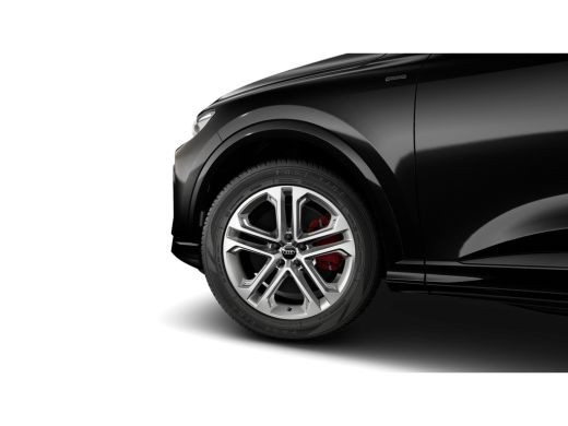 Audi Q5 S edition | Audi virtual cockpit | Exterieurpakket zwart | Hemelbekleding in zwart ActivLease financial lease